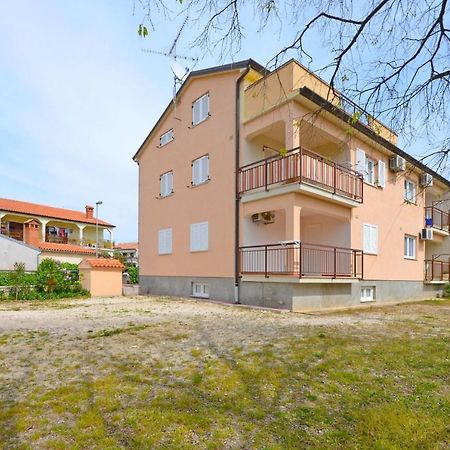 Apartment Labinjan Porec Bagian luar foto