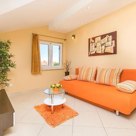 Apartment Labinjan Porec Bagian luar foto