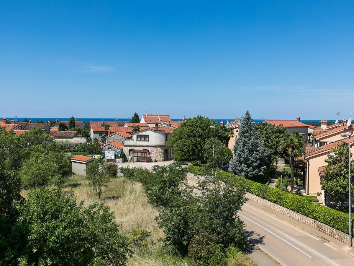 Apartment Labinjan Porec Bagian luar foto