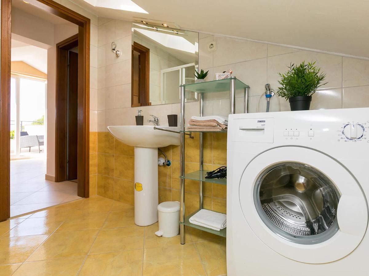 Apartment Labinjan Porec Bagian luar foto