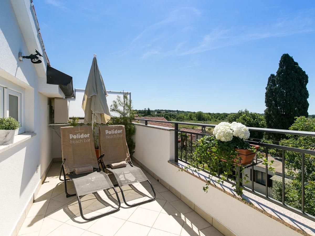 Apartment Labinjan Porec Bagian luar foto